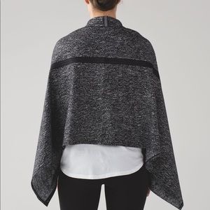 Lululemon Jacquard Black White Vinyasa Wrap